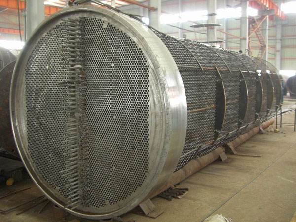 螺旋板式換熱器的電纜接法,分下列幾個(gè)流程: 螺旋板式換熱器的電纜接法,分下列幾個(gè)流程: